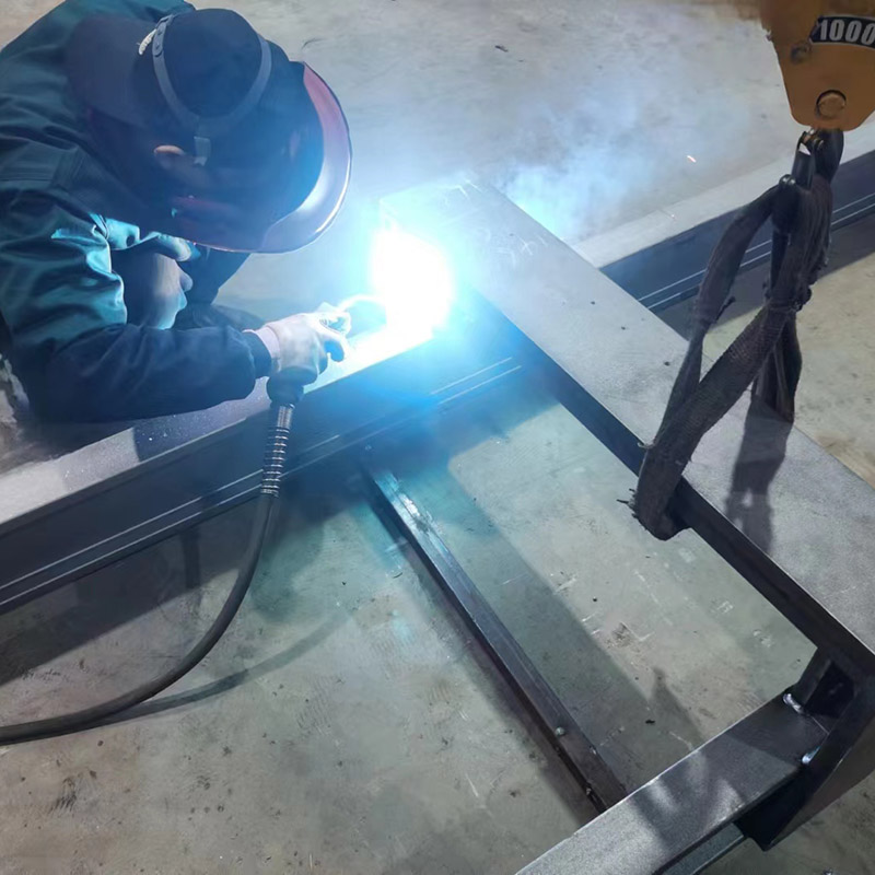 การเชื่อมอาร์กโลหะแบบชีลด์ (SMAW)